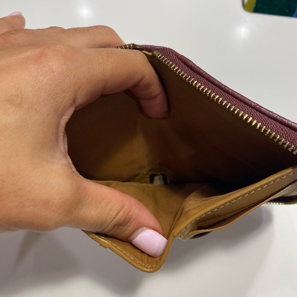 Coach Wallet - Picture 4 of 4